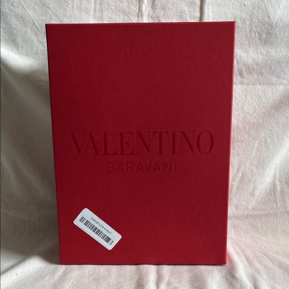 Valentino Garavani Roman Stud Sandal - Picture 2 of 10